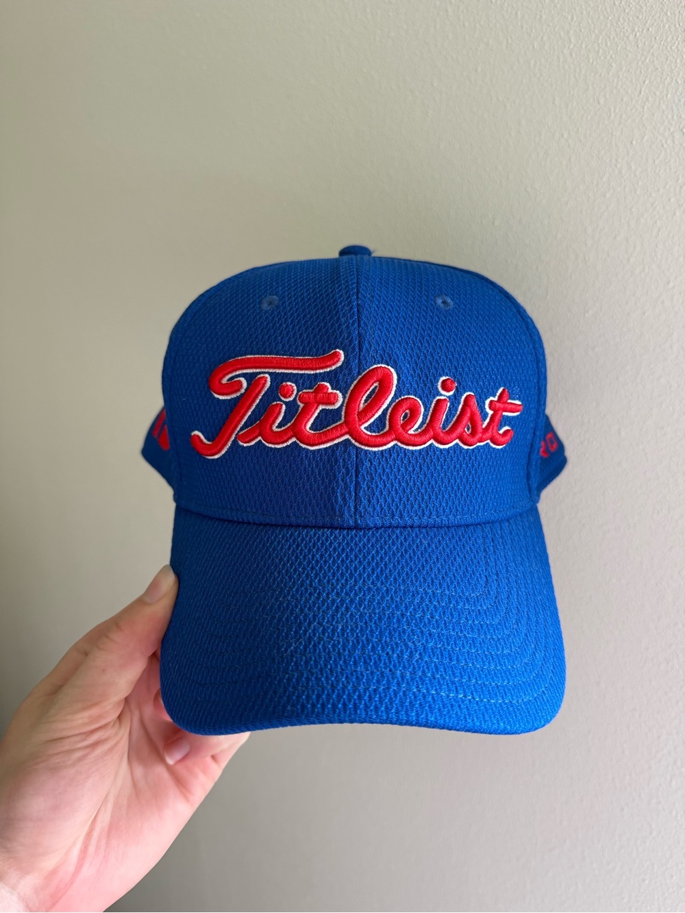 Titleist Men’s Fitted Golf Hat